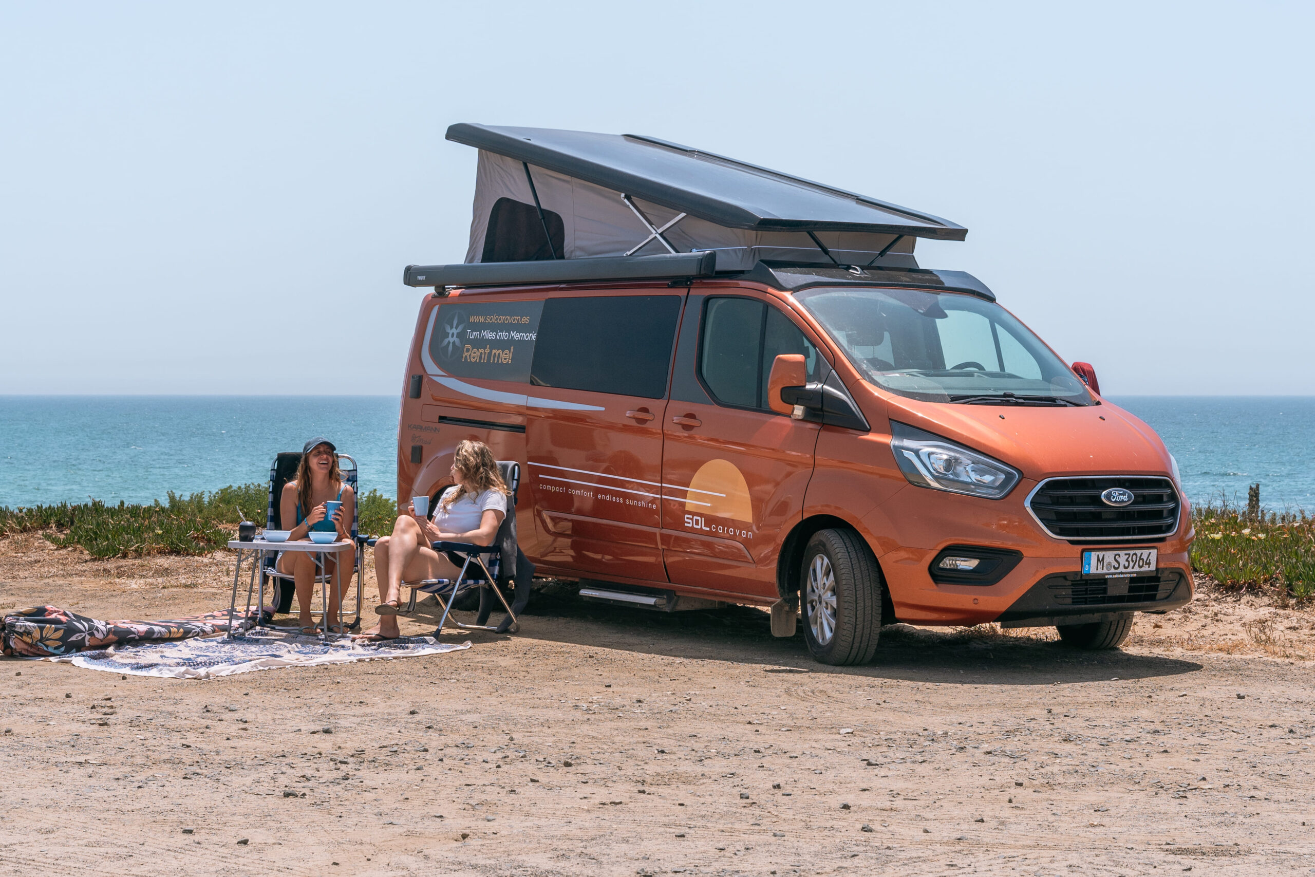 Duncan camper on the beach