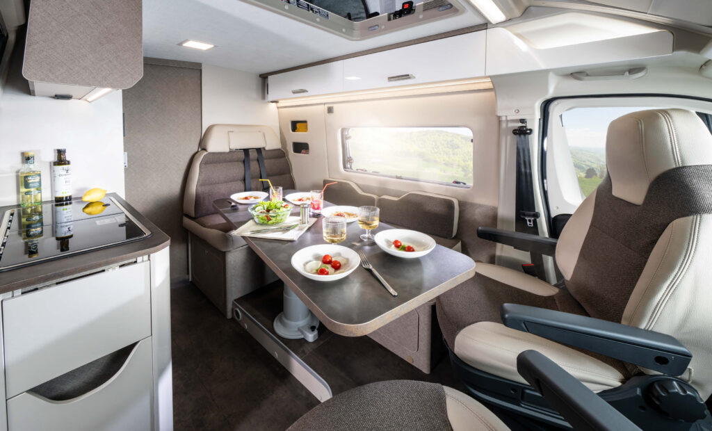 Fiat Ducato Davis Motorhome living area
