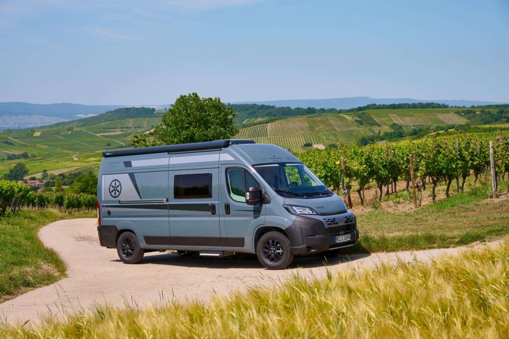 Fiat.Ducato.Davis.Motorhome.on.road